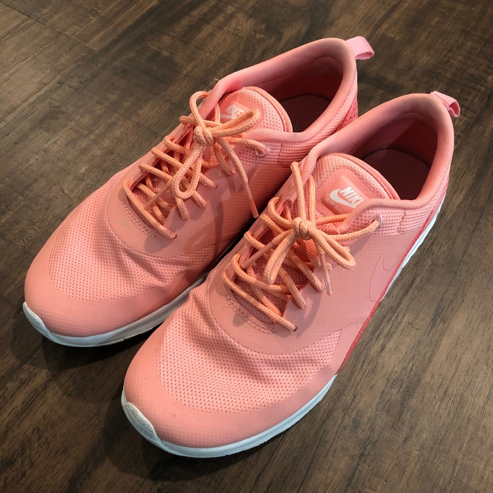 Nike Air Max Thea - Coral Pink